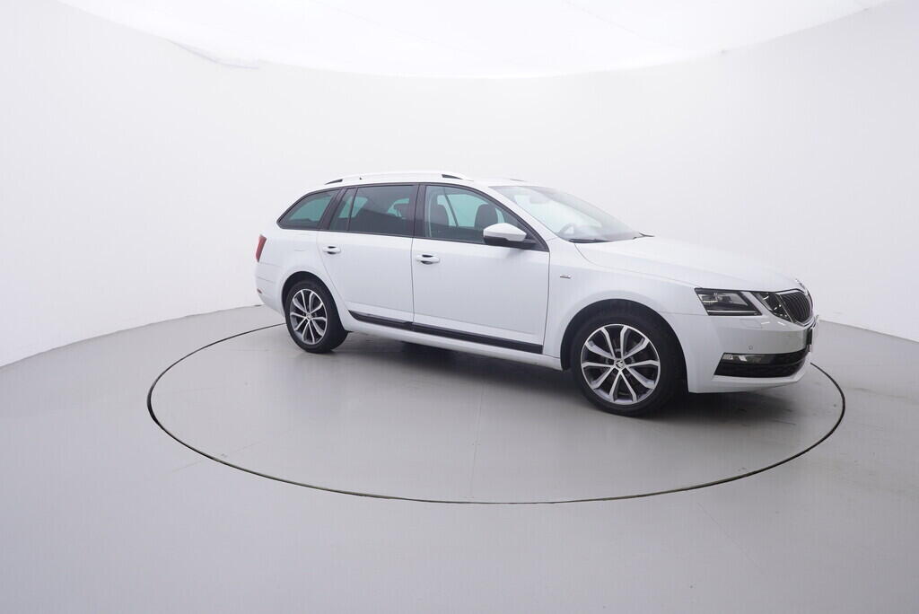 OV190V08836_16.webp_OCTAVIA Drive 1.4 TSI 110 kW manuál