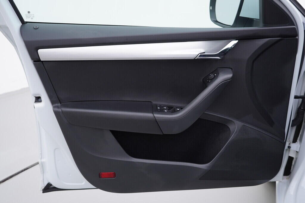 OV190V08836_19.webp_OCTAVIA Drive 1.4 TSI 110 kW manuál