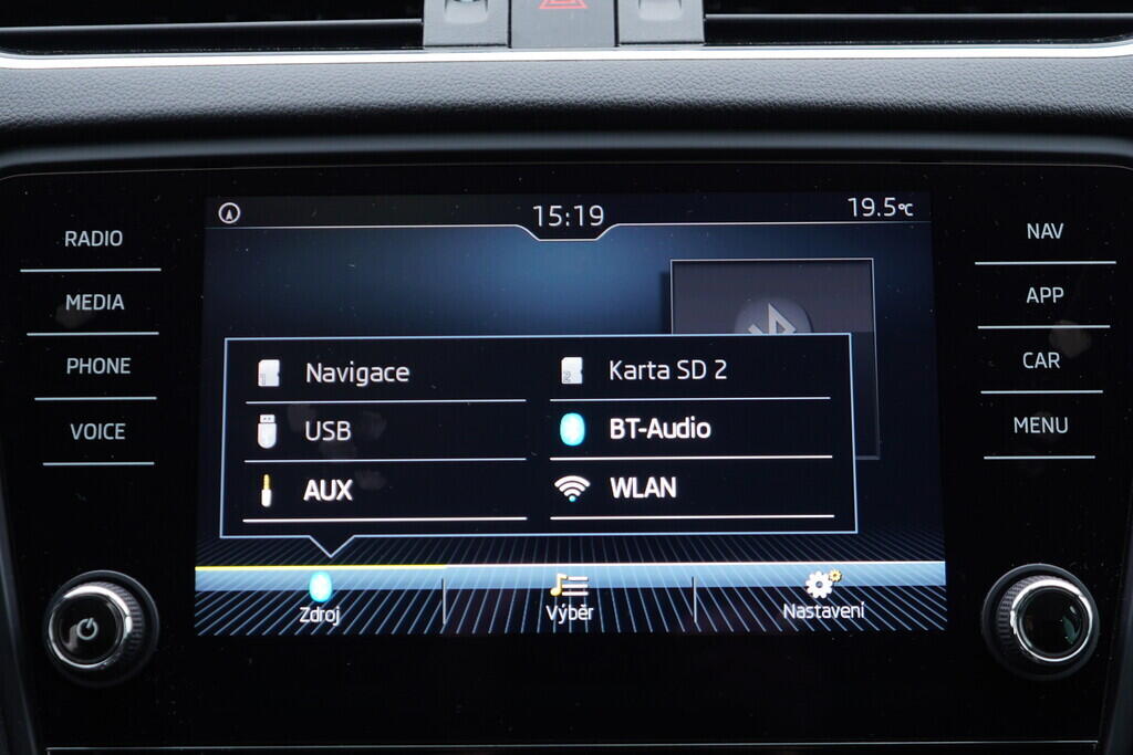 OV190V08836_30.webp_OCTAVIA Drive 1.4 TSI 110 kW manuál