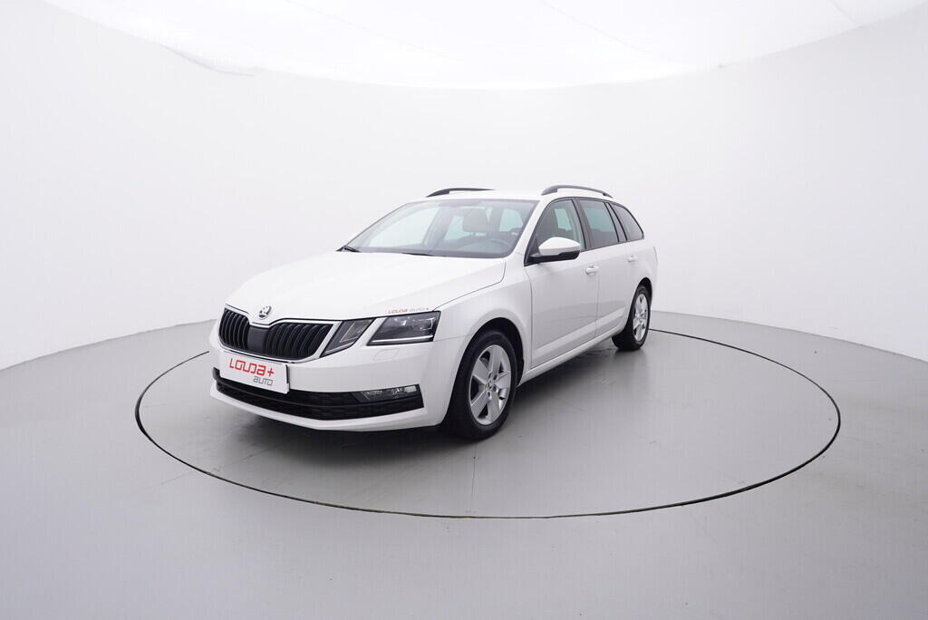 OV190V08838_10.webp_OCTAVIA Ambition Plus 1.5 TSI 110 kW manuál