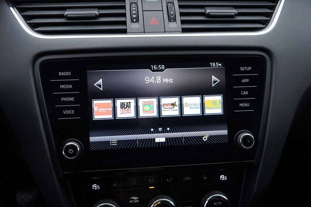 OV190V08838_30.webp_OCTAVIA Ambition Plus 1.5 TSI 110 kW manuál
