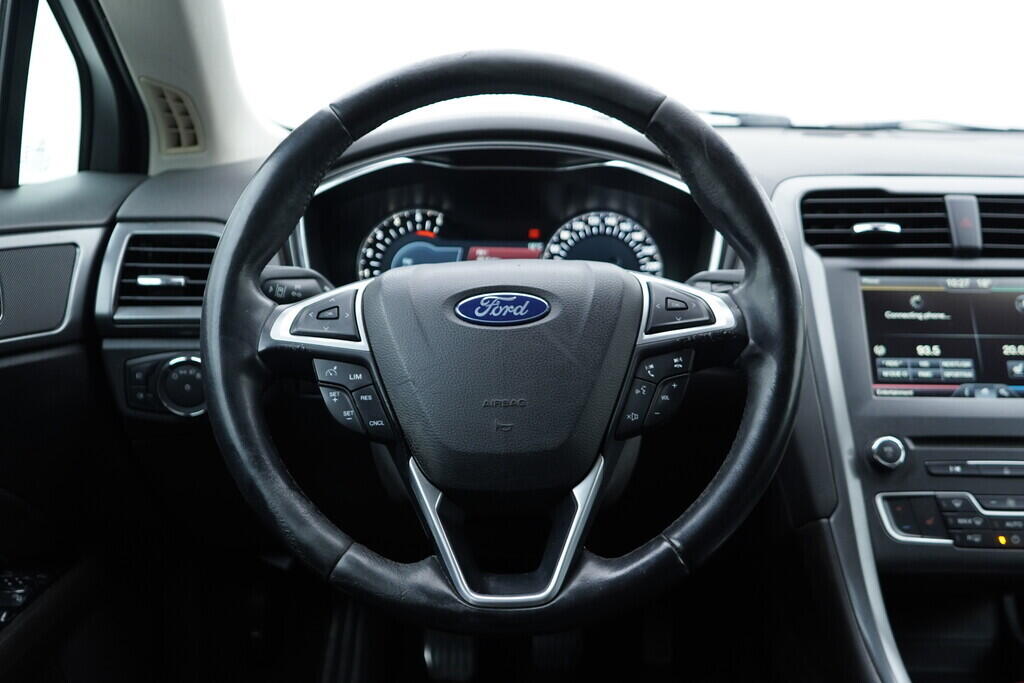 OV190V08840_28.webp_MONDEO Titanium   110 kW manuál