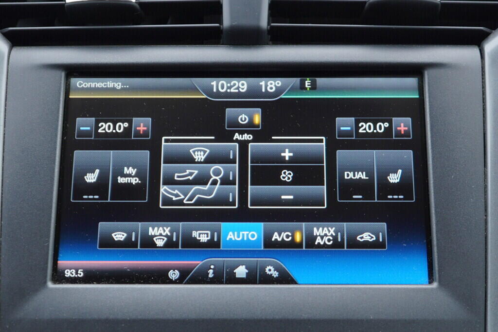 OV190V08840_31.webp_MONDEO Titanium   110 kW manuál