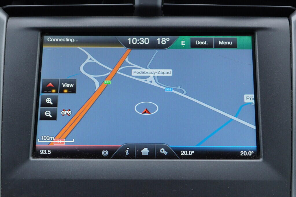 OV190V08840_32.webp_MONDEO Titanium   110 kW manuál