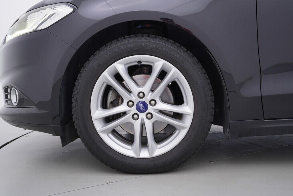 OV190V08840_42.webp_MONDEO Titanium   110 kW manuál