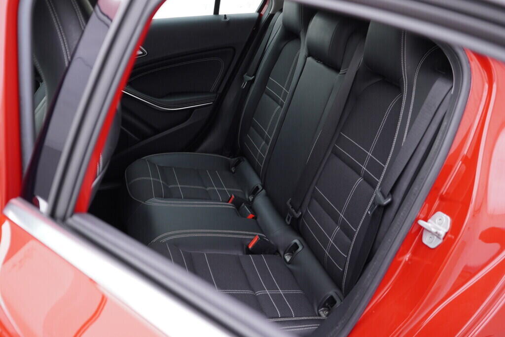 OV190V08845_37.webp_A160  1.5  66 kW manuál