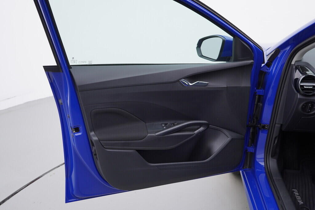 OV190V08848_19.webp_FABIA Ambition 1.0 MPI 59 kW manuál