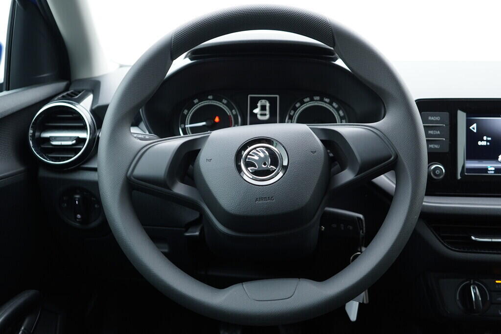 OV190V08848_31.webp_FABIA Ambition 1.0 MPI 59 kW manuál