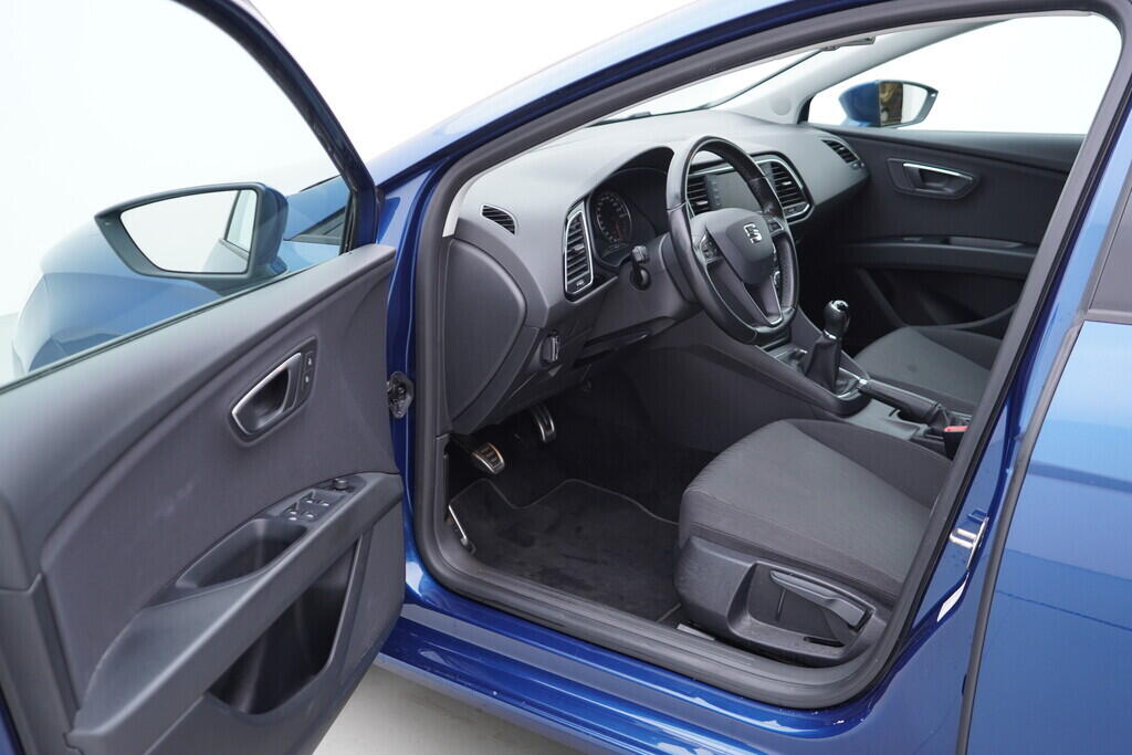 OV190V08854_18.webp_LEON Style 1.4 TSI 92 kW manuál