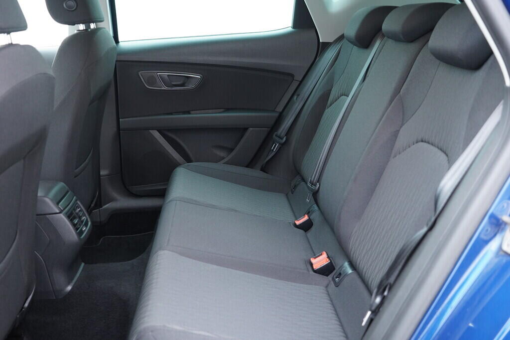 OV190V08854_34.webp_LEON Style 1.4 TSI 92 kW manuál