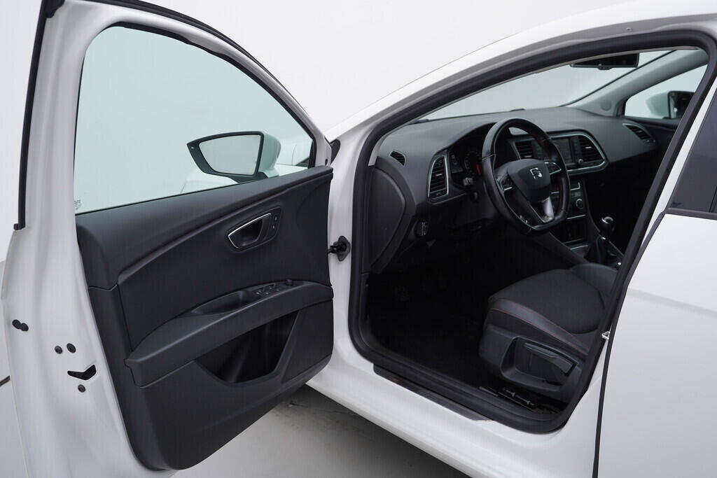 OV190V08856_18.webp_LEON FR 1.4 TSI 110 kW manuál