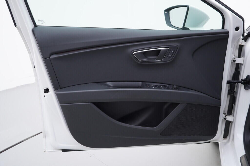 OV190V08856_19.webp_LEON FR 1.4 TSI 110 kW manuál