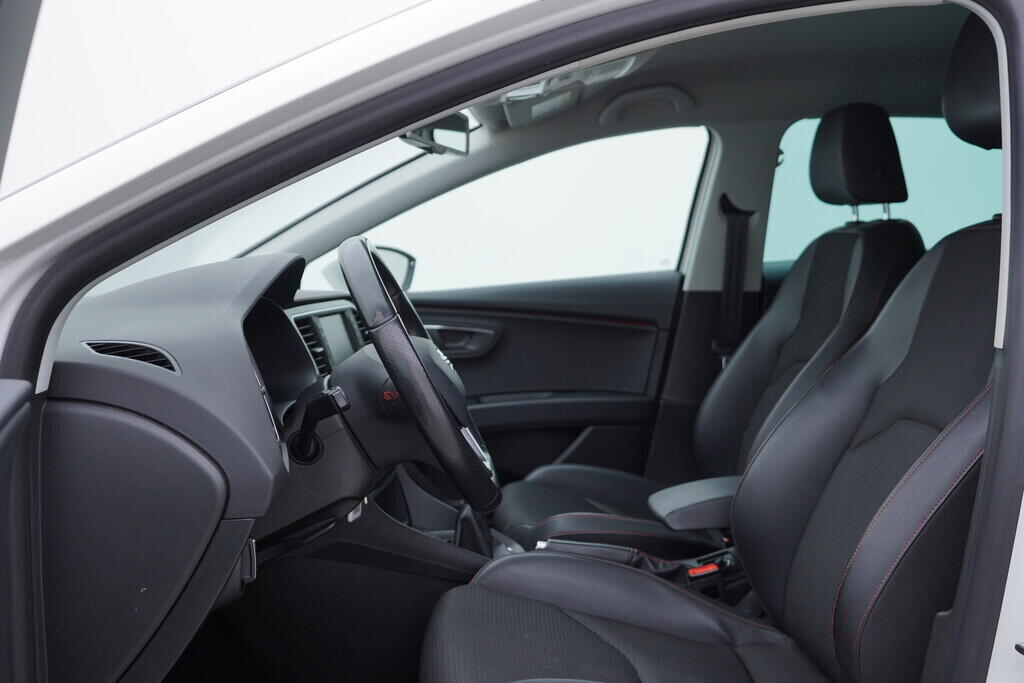 OV190V08856_23.webp_LEON FR 1.4 TSI 110 kW manuál