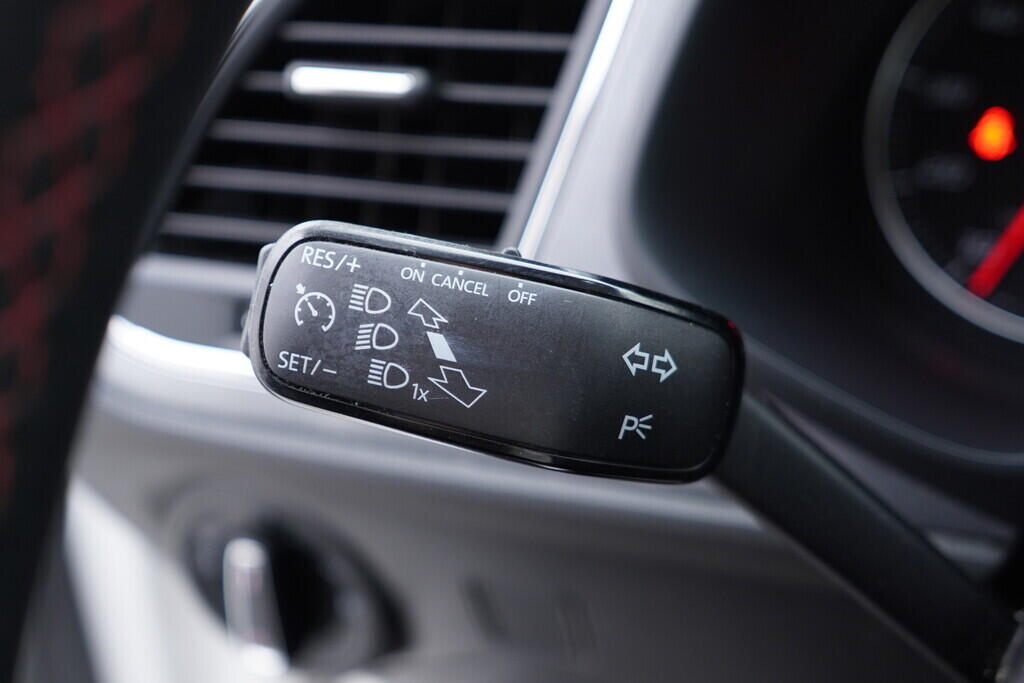 OV190V08856_24.webp_LEON FR 1.4 TSI 110 kW manuál