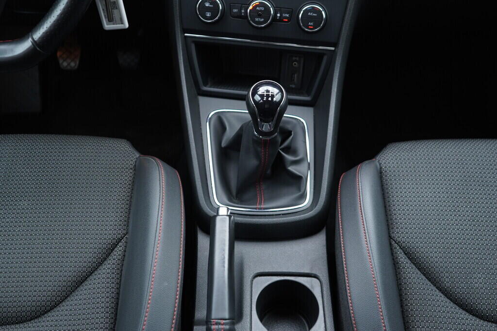 OV190V08856_34.webp_LEON FR 1.4 TSI 110 kW manuál