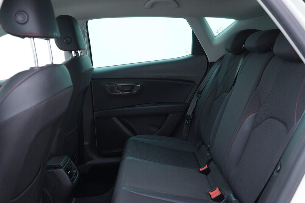 OV190V08856_37.webp_LEON FR 1.4 TSI 110 kW manuál