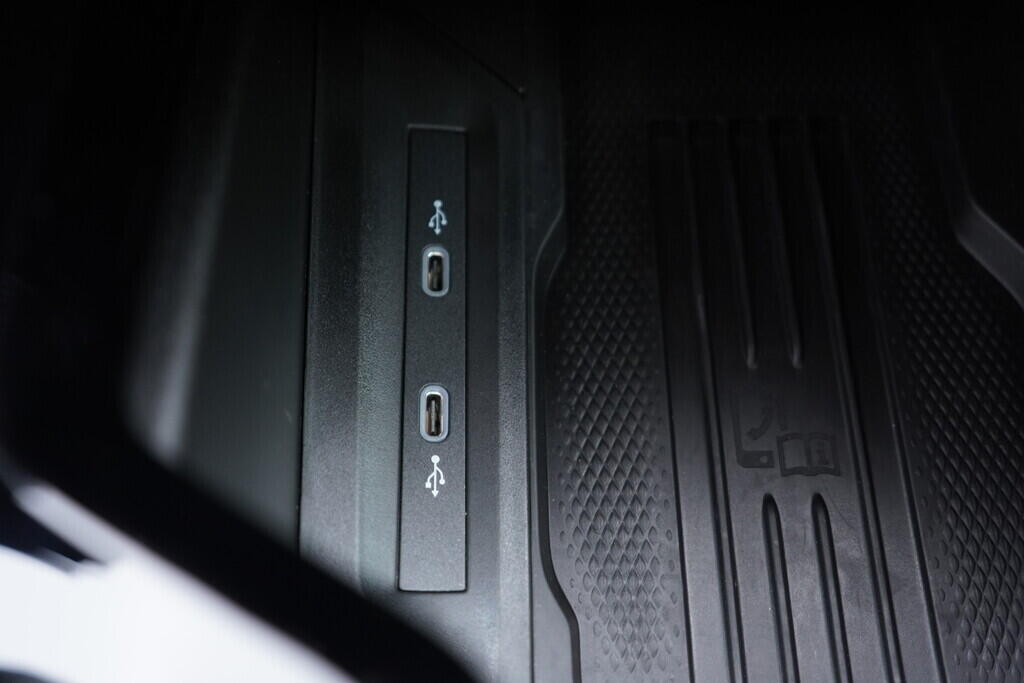 OV190V08857_32.webp_SUPERB L&K 2.0 TDI 110 kW automat, DPH