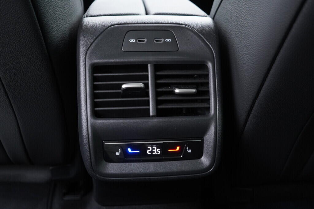 OV190V08857_38.webp_SUPERB L&K 2.0 TDI 110 kW automat, DPH