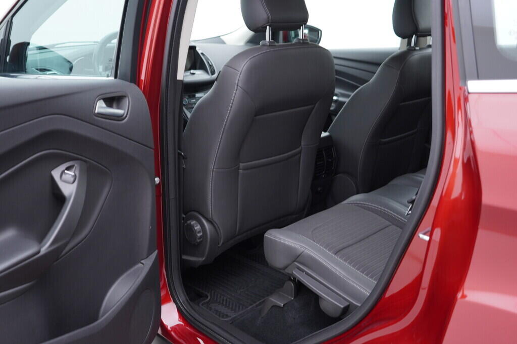 OV190V08858_33.webp_KUGA  2.0  110 kW manuál