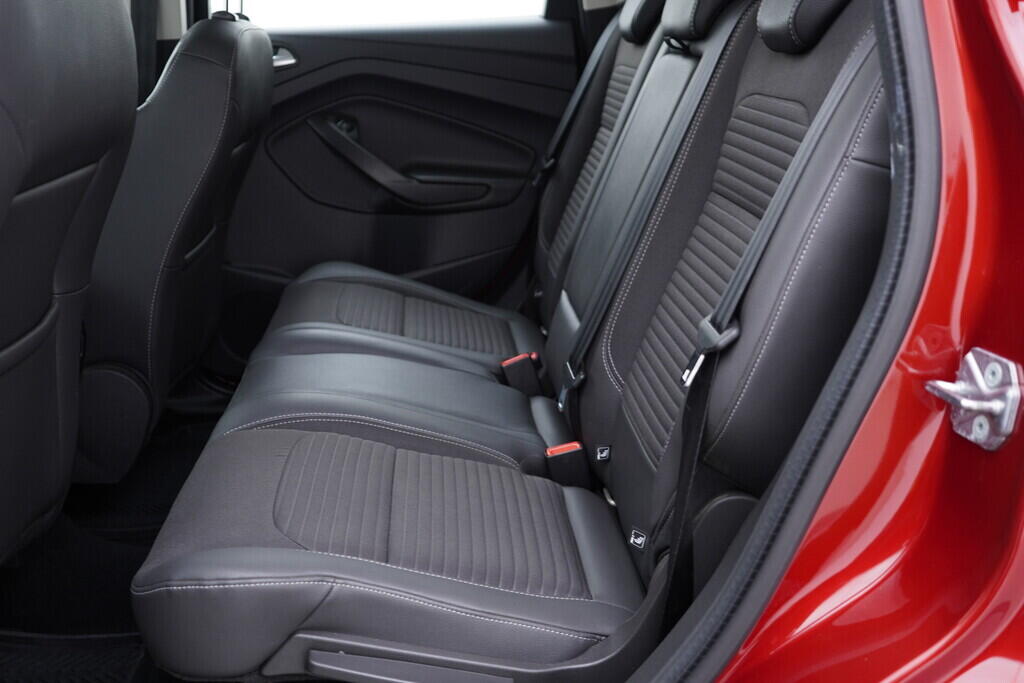 OV190V08858_35.webp_KUGA  2.0  110 kW manuál