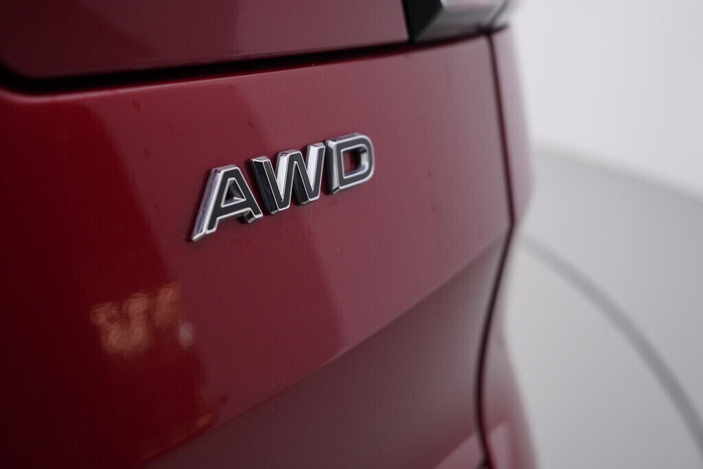 OV190V08858_39.webp_KUGA  2.0  110 kW manuál