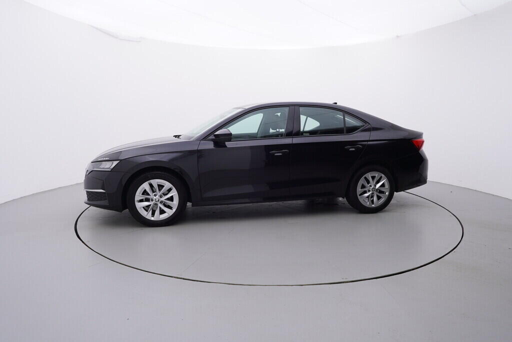 OV190V08864_11.webp_OCTAVIA Selection 1.5 TSI 110 kW manuál, DPH