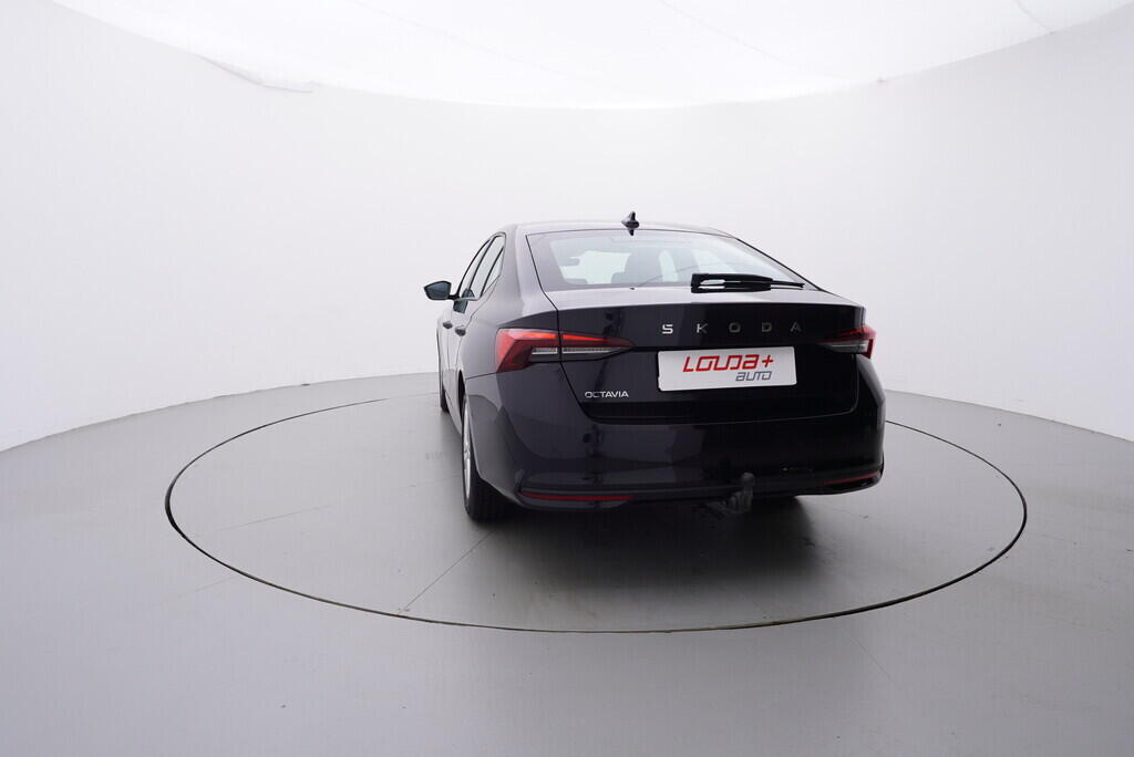 OV190V08864_13.webp_OCTAVIA Selection 1.5 TSI 110 kW manuál, DPH