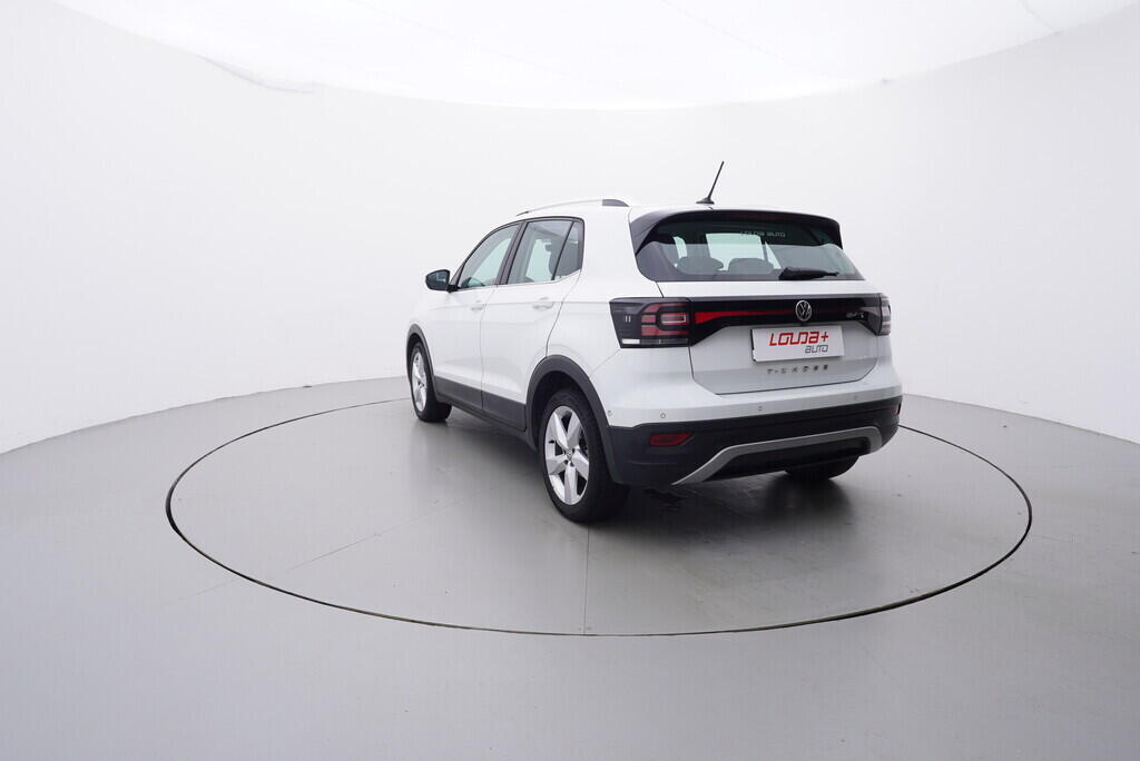 OV190V08870_13.webp_T-CROSS STYLE 1.0 TSI 85 kW manuál