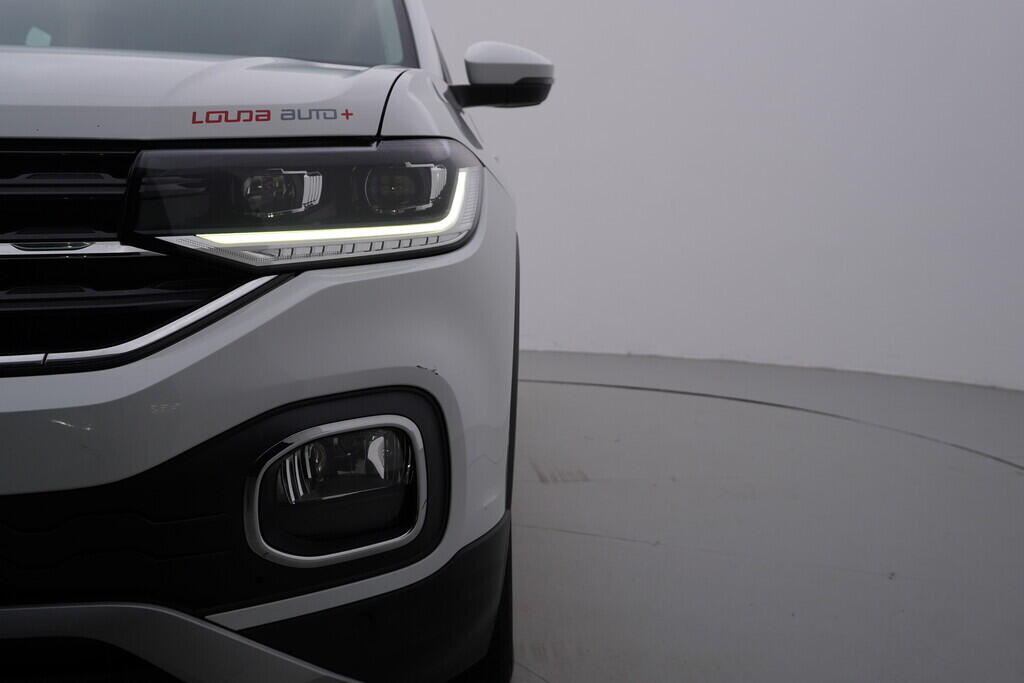 OV190V08870_42.webp_T-CROSS STYLE 1.0 TSI 85 kW manuál