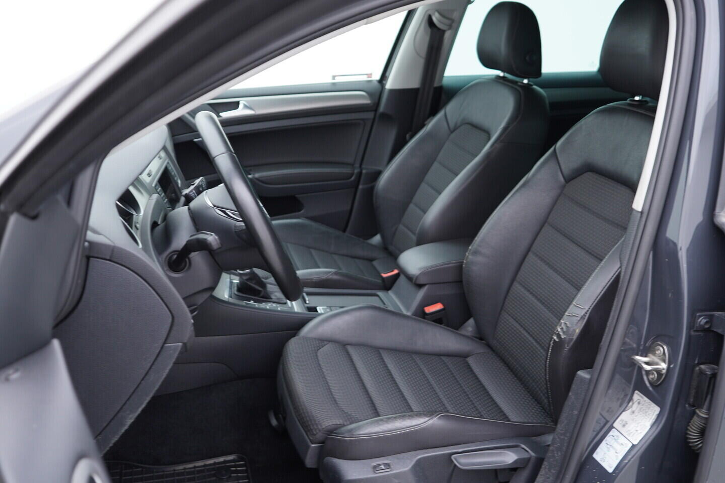 OV190V08871_24.webp_GOLF Comfortline 1.4 TFSI 92 kW automat