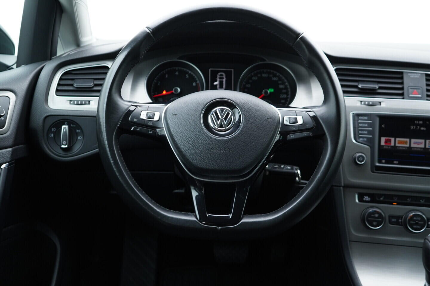 OV190V08871_30.webp_GOLF Comfortline 1.4 TFSI 92 kW automat