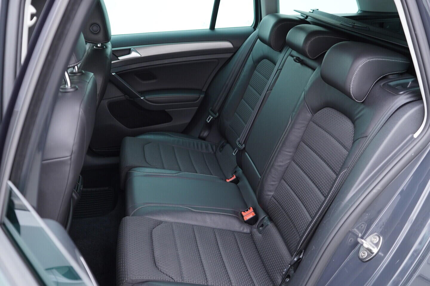 OV190V08871_41.webp_GOLF Comfortline 1.4 TFSI 92 kW automat