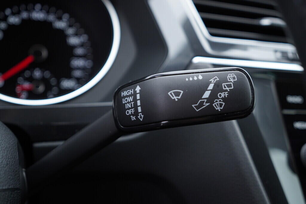 OV190V08872_25.webp_TIGUAN LIFE 1.5 TSI 110 kW manuál, DPH