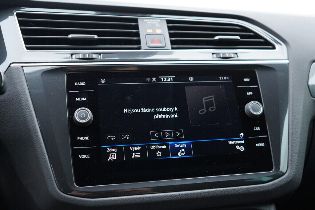 OV190V08872_30.webp_TIGUAN LIFE 1.5 TSI 110 kW manuál, DPH