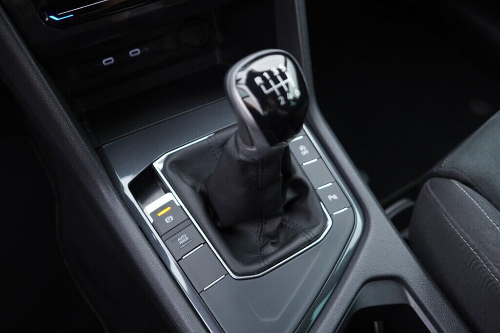 OV190V08872_34.webp_TIGUAN LIFE 1.5 TSI 110 kW manuál, DPH