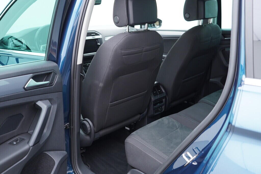 OV190V08872_35.webp_TIGUAN LIFE 1.5 TSI 110 kW manuál, DPH