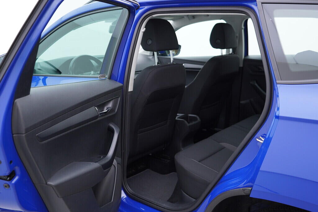 OV190V08873_34.webp_KAROQ Active 2.0 TDI 85 kW manuál