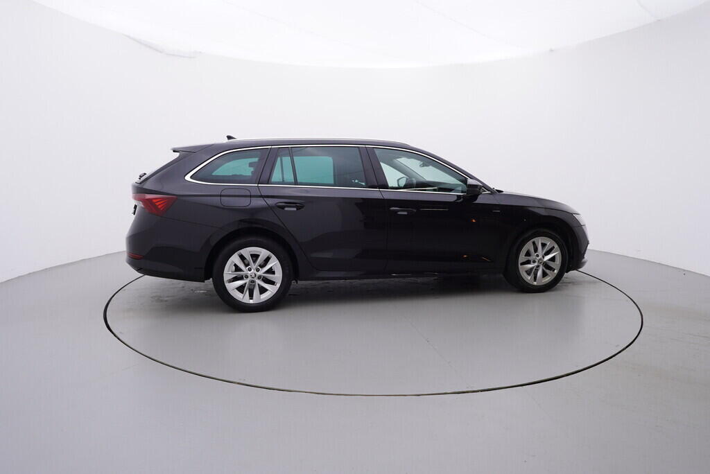OV190V08877_15.webp_OCTAVIA Style 1.4 TSI 110 kW automat, DPH