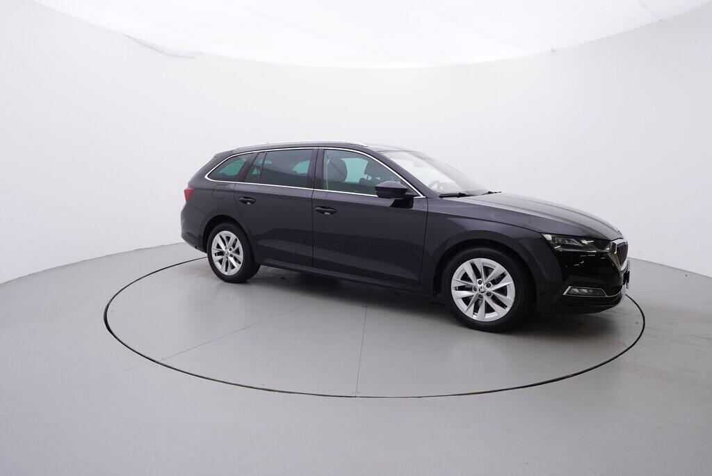 OV190V08877_16.webp_OCTAVIA Style 1.4 TSI 110 kW automat, DPH