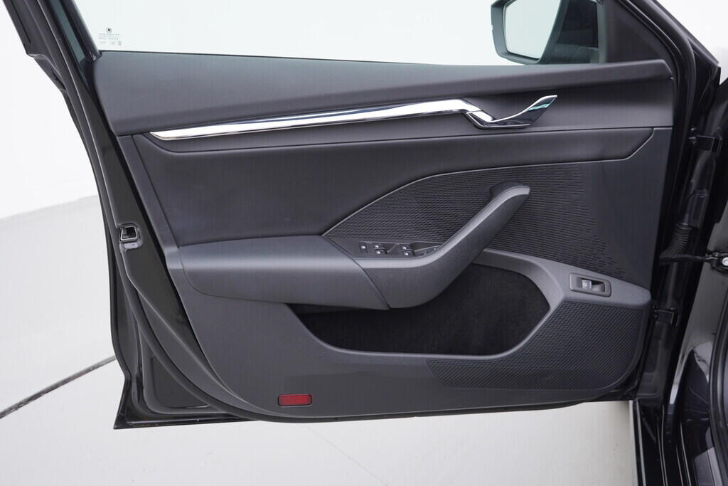 OV190V08877_19.webp_OCTAVIA Style 1.4 TSI 110 kW automat, DPH