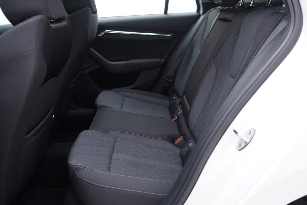 OV190V08878_37.webp_OCTAVIA Style 1.5 TSI 110 kW automat, DPH
