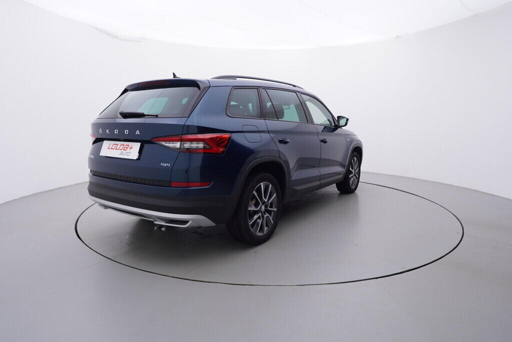 OV190V08879_14.webp_KODIAQ Scout 2.0 TDI 140 kW automat, DPH