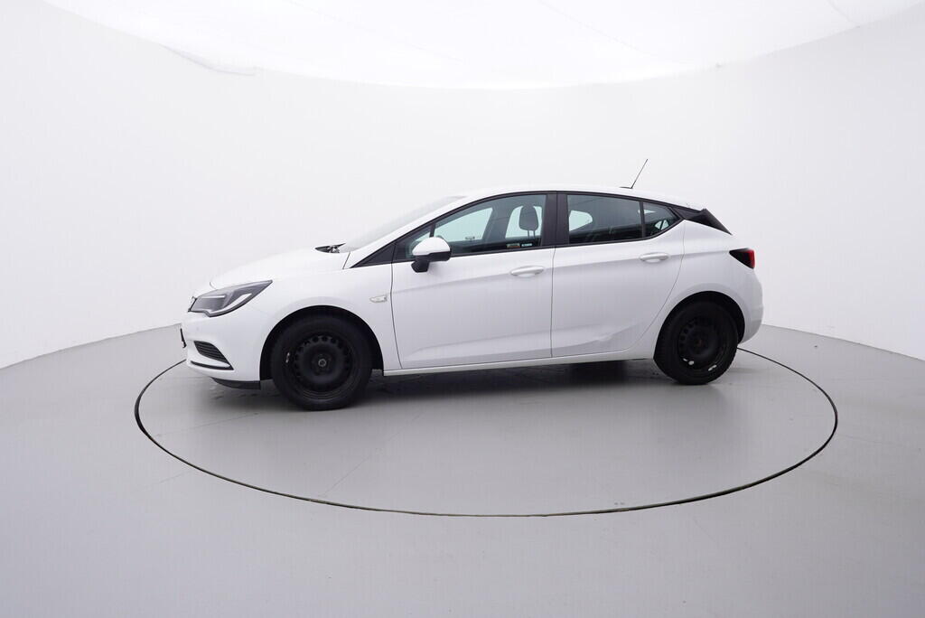OV190V08880_11.webp_ASTRA Enjoy 1.6  70 kW manuál
