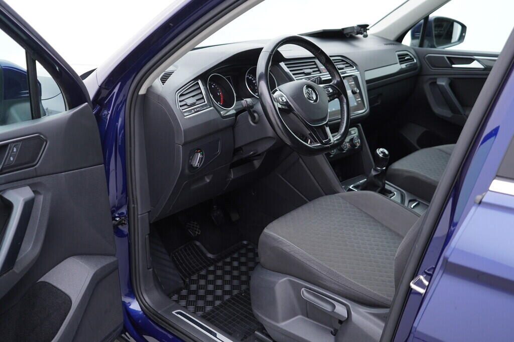 OV190V08884_18.webp_TIGUAN  2.0 TDI 110 kW manuál