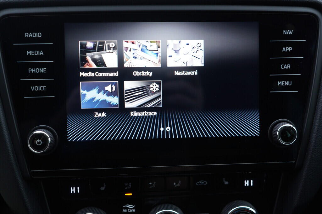 OV190V08887_32.webp_OCTAVIA Ambition Plus 1.0 TSI 85 kW manuál, DPH