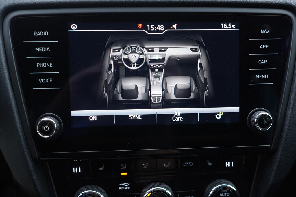 OV190V08887_33.webp_OCTAVIA Ambition Plus 1.0 TSI 85 kW manuál, DPH