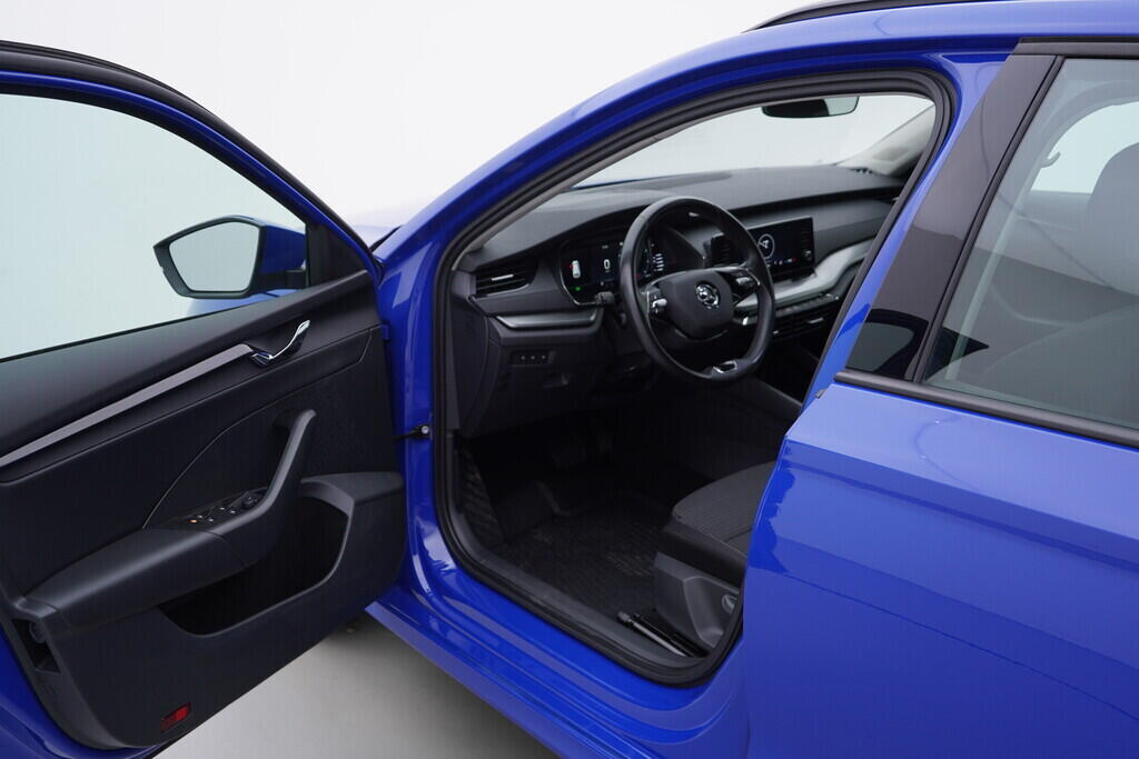 OV190V08890_18.webp_OCTAVIA Ambition 2.0 TDI 110 kW automat, DPH