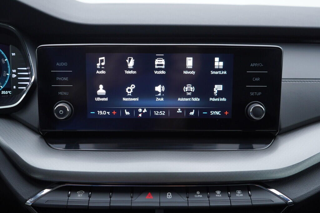 OV190V08890_30.webp_OCTAVIA Ambition 2.0 TDI 110 kW automat, DPH