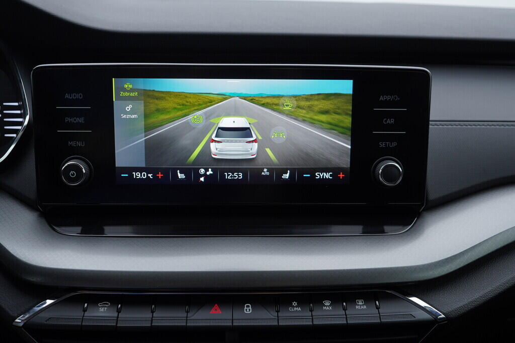 OV190V08890_32.webp_OCTAVIA Ambition 2.0 TDI 110 kW automat, DPH