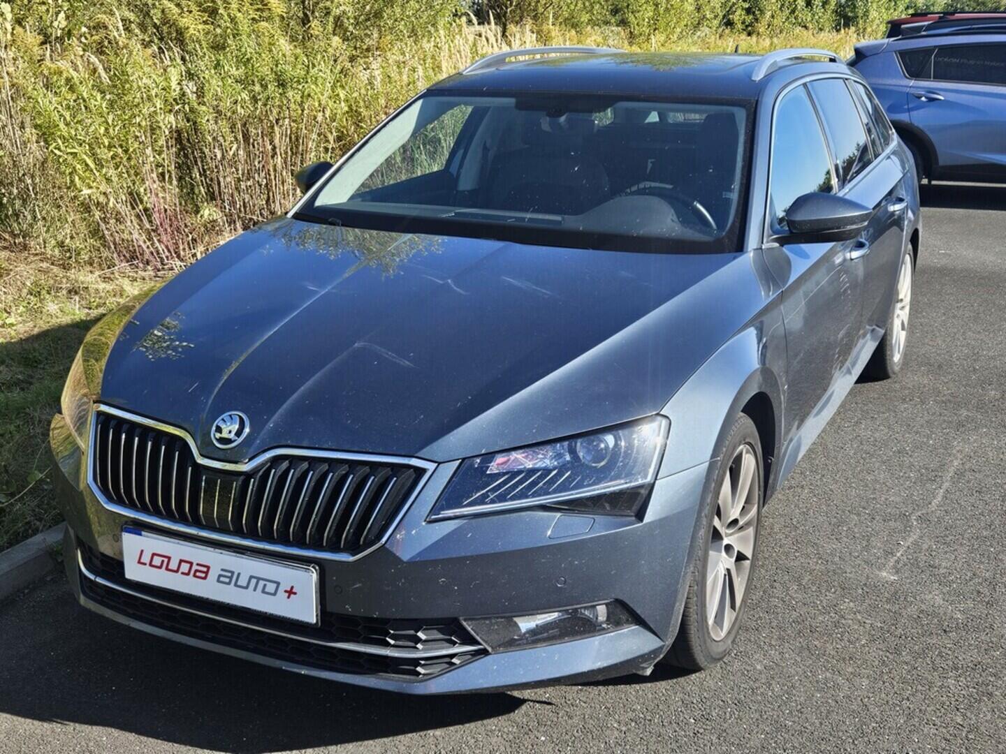 OV190V08892_10.webp_SUPERB Style 2.0 TDI 110 kW manuál